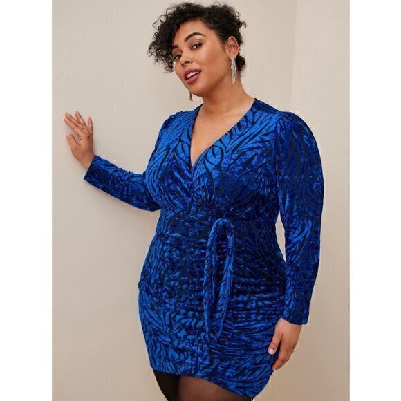 Torrid At The Knee Velvet High Slit Dress Size 24 NWT